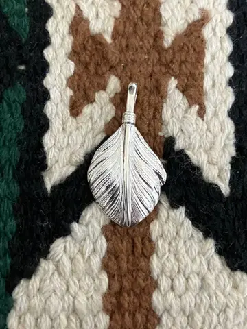 고로즈 하트 페더 왼쪽 현행 감 있음 SV