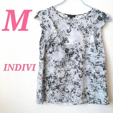 INDIVI 그레이 슬리브리스 M 깔끔한 코디 쉬폰 소재 소매 프릴