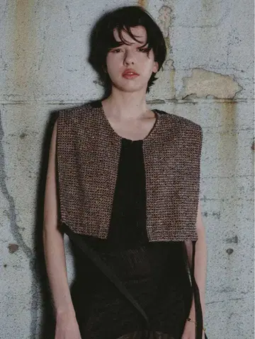 ELCHELE 엘르 KIRA TWEED BTOF VEST