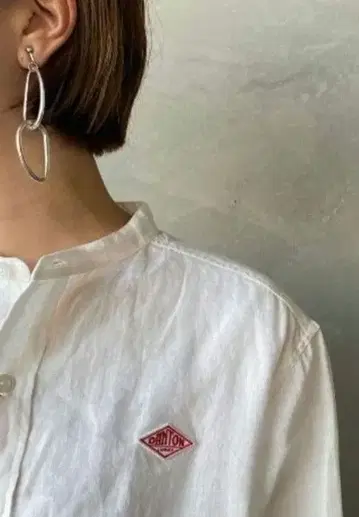 새상품급 단톤 밴드 카라 반팔 린넨 100%