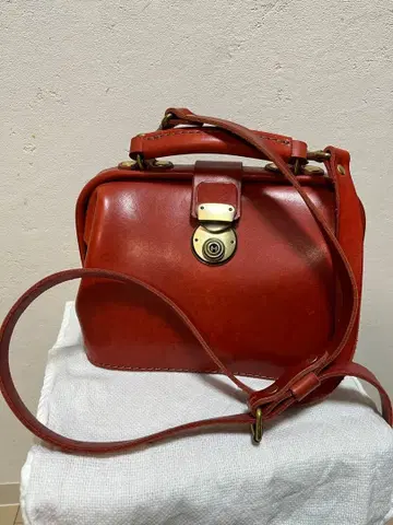 HERZ 미니 닥터백 빨간색