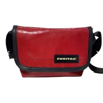 4102 FREITAG 숄더백 빨간색 계열