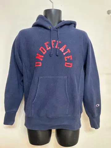 UNDEFEATED x Champion 리버스 위브