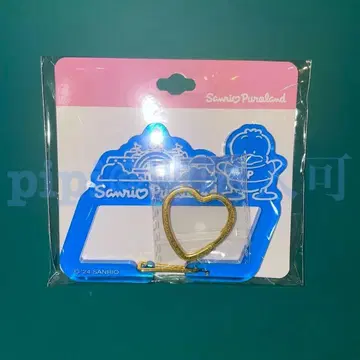 3 페클 하트 반지 달린 아크릴 카라비너 푸로이랜드 산리오