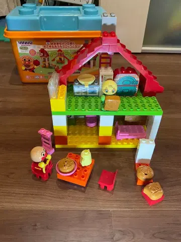 호빵맨 커다란 빵 공장과 멋진 집 블록 바케츠