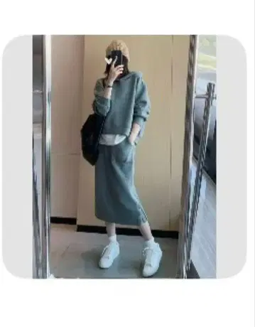 그레이 후드 부착 맨투맨 셋업