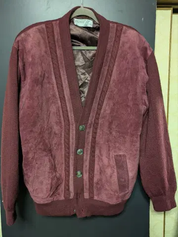 구제 의류 버건디 가디건 버튼 포함