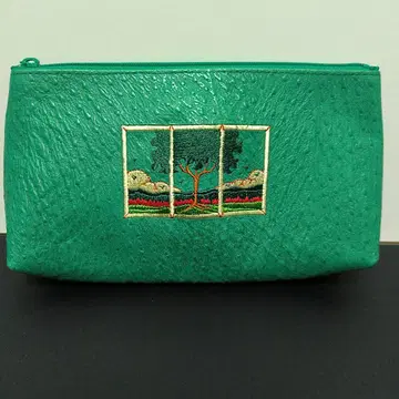 후쿠이 켄조 그린 자수 파우치 [ 나무와 구름 ]