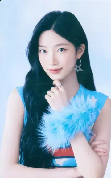 르세라핌 카즈하 FEARNADA 2024 S/S JAPAN 30