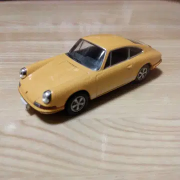 토미카 리미티드 빈티지 LV-86b 포르쉐 911S (1968년식)