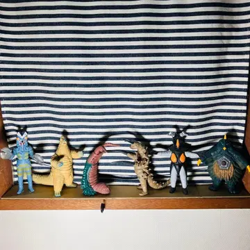 울트라맨 괴수 피규어 6체 세트