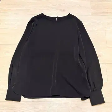 PLST 플라스테 펄 버튼 블라우스 블랙 고급 깔끔 오피스 출퇴근 L