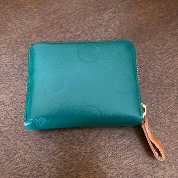 perche 페르케 그린 라벨 릴랙싱 가죽 도트 지갑