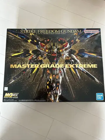 MGEX 1/100 스트라이크 프리덤 건담 새상품