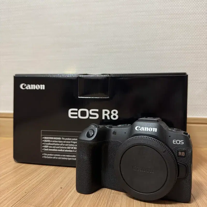 캐논 EOS R8 팝니다 [직거래만 진행]