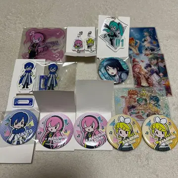 하츠네 미쿠 린 렌 카이토 캔뱃지 아크릴 스탠드 카드