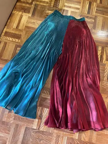 UN3D. 오리가미 플리츠 바이컬러 블루 레드 34 팬츠 스커트