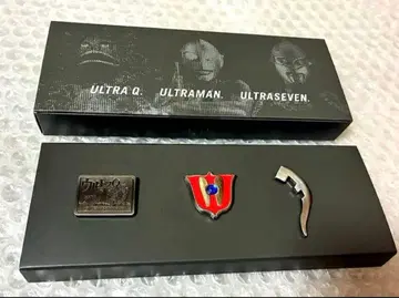 3종 츠부라야 프로덕션 울트라Q 울트라맨 울트라세븐 핀 배지