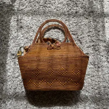 발리섬 아타로 엮은 바구니 백