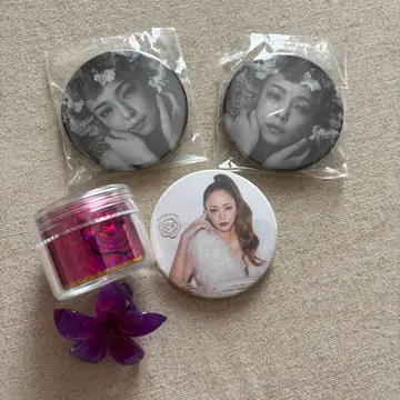 아무로 나미에 캔뱃지 미사용 새상품