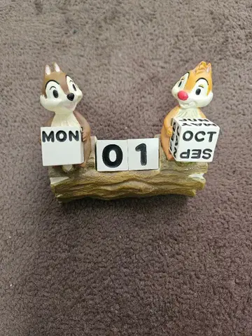 칩과 데일 만년 달력형 피규어 디즈니