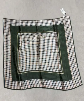 DAKS 그린 하우스 체크 무늬 대형 스카프