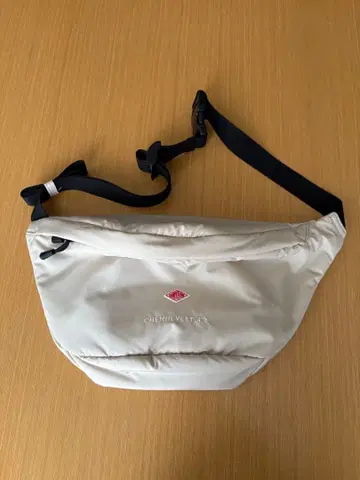 단톤 바디백 화이트