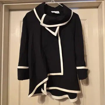 Joseph Ribkoff 조셉 리브코프 파이핑 디자인 자켓 블랙