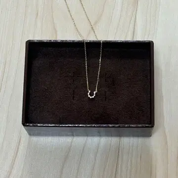 K10YG 말굽 다이아 목걸이 0.03ct