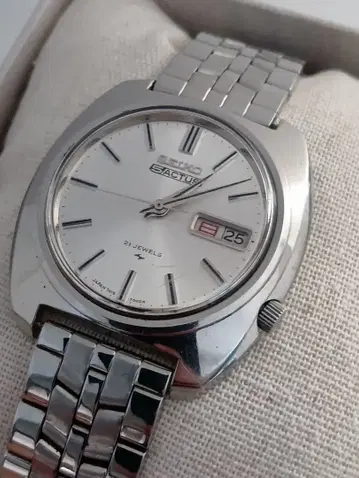 SEIKO 세이코5 액터스 자동 와인딩 손목시계 작동