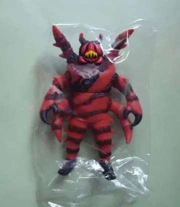 소프비도 가면라이더 거미 괴인 미니 소프비 피규어 아마존 게돈 괴인