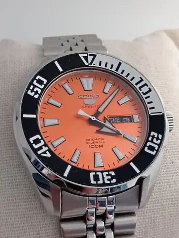 SEIKO 세이코 5 스포츠 자동 와인딩 손목시계 오렌지 다이얼 작동