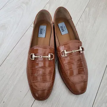 [ Le Talon ] 가죽 비트 바부쉬 24.5cm