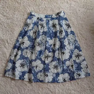 [ STRAWBERRY FIELDS ] 꽃무늬 스커트 면 100%