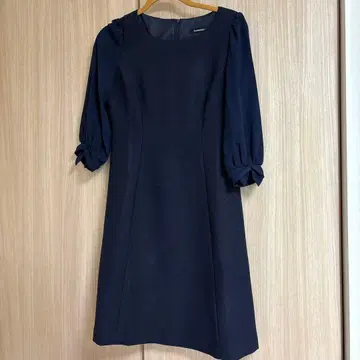 새상품급 STRAWBERRY-FIELDS 네이비 원피스