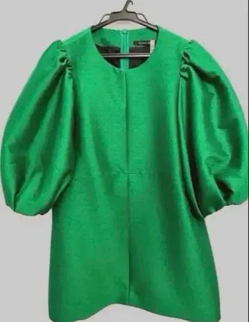 KEINA RITA 그린 퍼프 슬리브 상의 kelly38