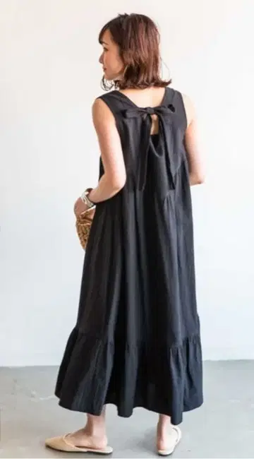 안티로자 홀리데이 원피스 롱 티어드 백리본 블랙