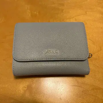 FURLA 3단 폴더형 지갑