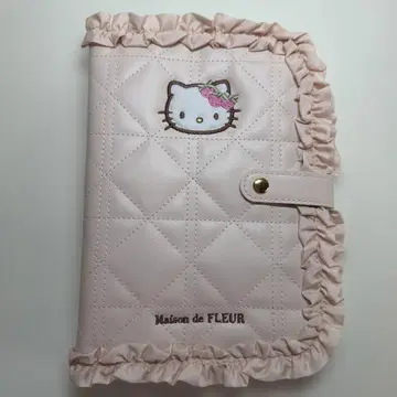 Maison de FLEUR x HELLO KITTY 멀티 케이스