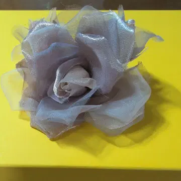 던핑크 (어두운 핑크) 장미 꽃 모양 코사지