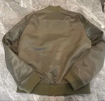 올리브 그린 봄버 자켓 PLST