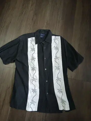 Sicura 알로하 셔츠 반팔 블랙 화이트