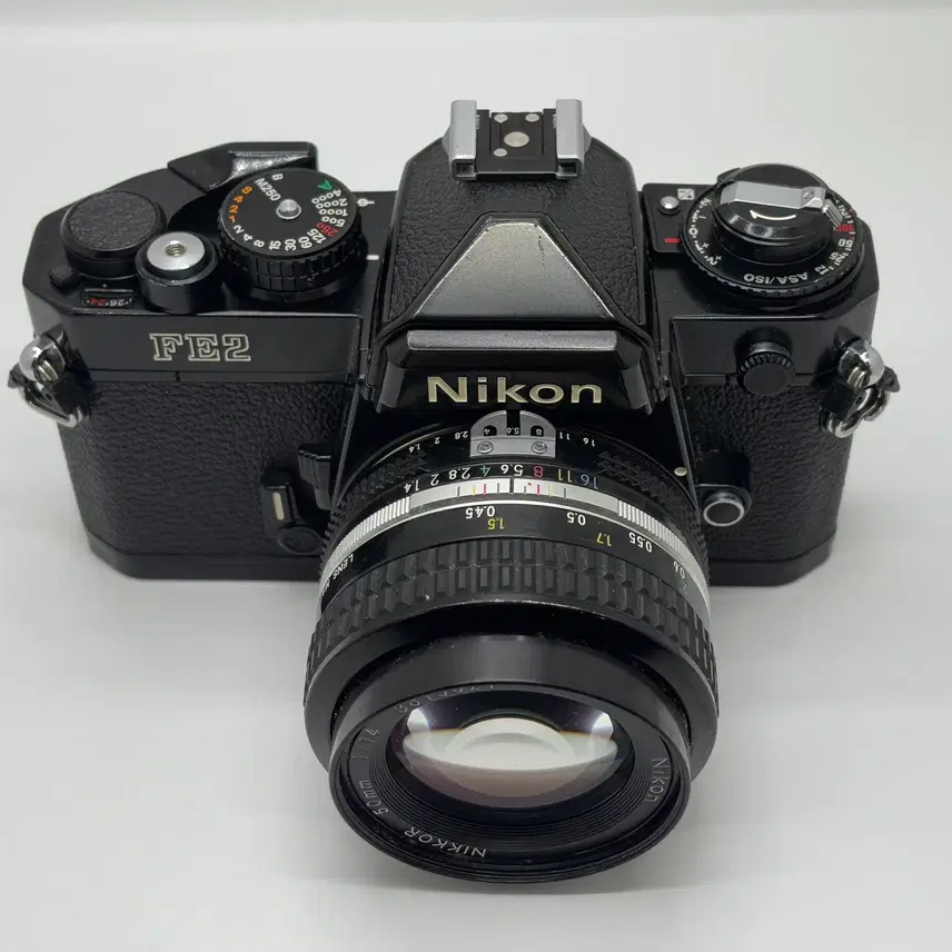 니콘 필름카메라 fe2 블랙 + 50.4렌즈