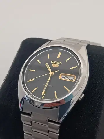 세이코 SEIKO 5 자동 와인딩 손목시계 블랙 다이얼 작동