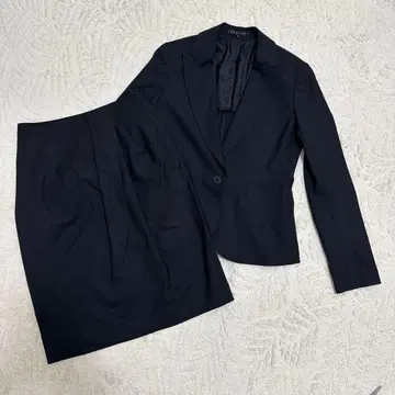 띠어리 스커트 수트 셋업 블랙 사이즈 2 M