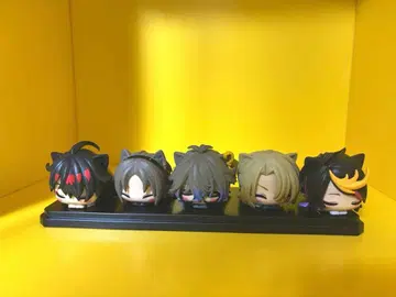 니지산지 en Luxiem 피규어 세트