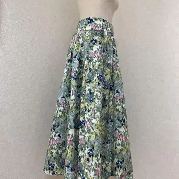 IENA 흐릿한 플라워 개더 스커트