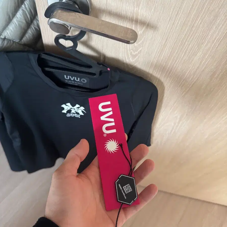 UVU Dolomiti Long Sleeve Running Top L on Bunjang Global Site.