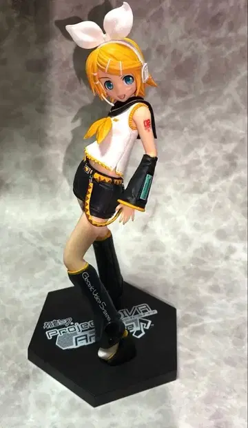 카가미네 린 프라이즈 피규어