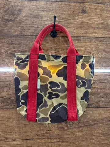 카모플라쥬 패턴 토트백